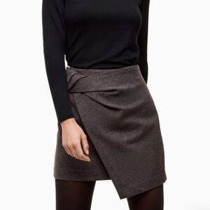 Aritzia Babaton Jethro skirt